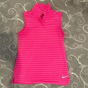 Nike Women’s golf tank top, size small